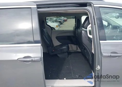 2022 Chrysler Pacifica Touring L from USA, damaged, VIN 2C4RC1BG1NR133085